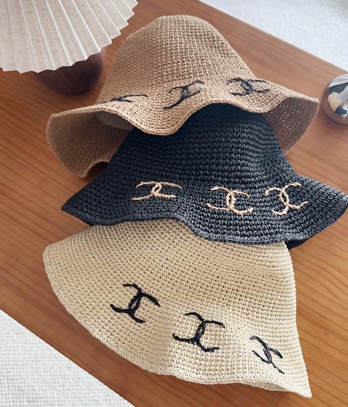 Chanel top hat dx46
